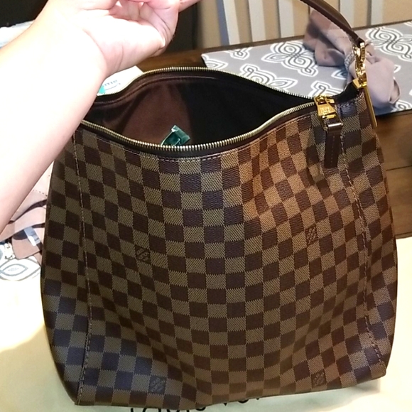 Louis Vuitton Handbags - Authentic Louis Vuitton Damier Ebene Carry Bag